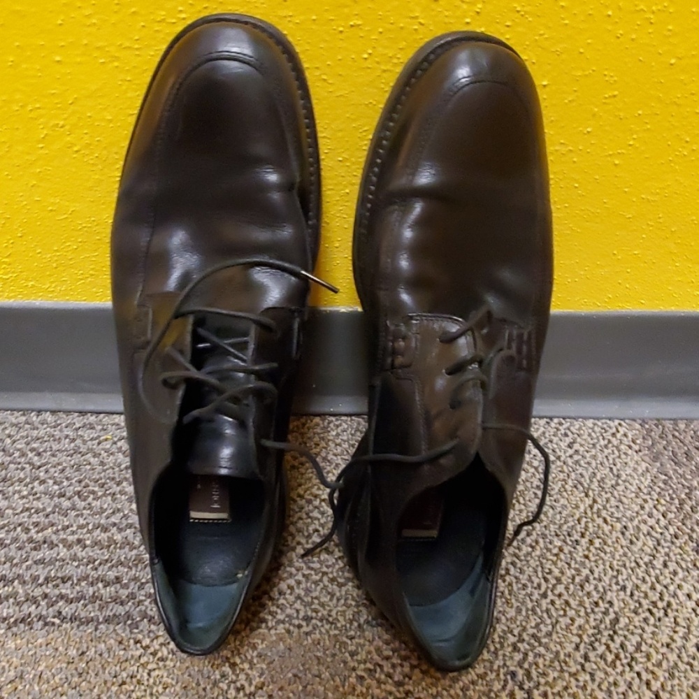 Men's Italian leather shoes